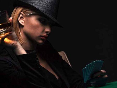 8 βασικοί λόγοι για να παίξεις πόκερ ή και όχι!